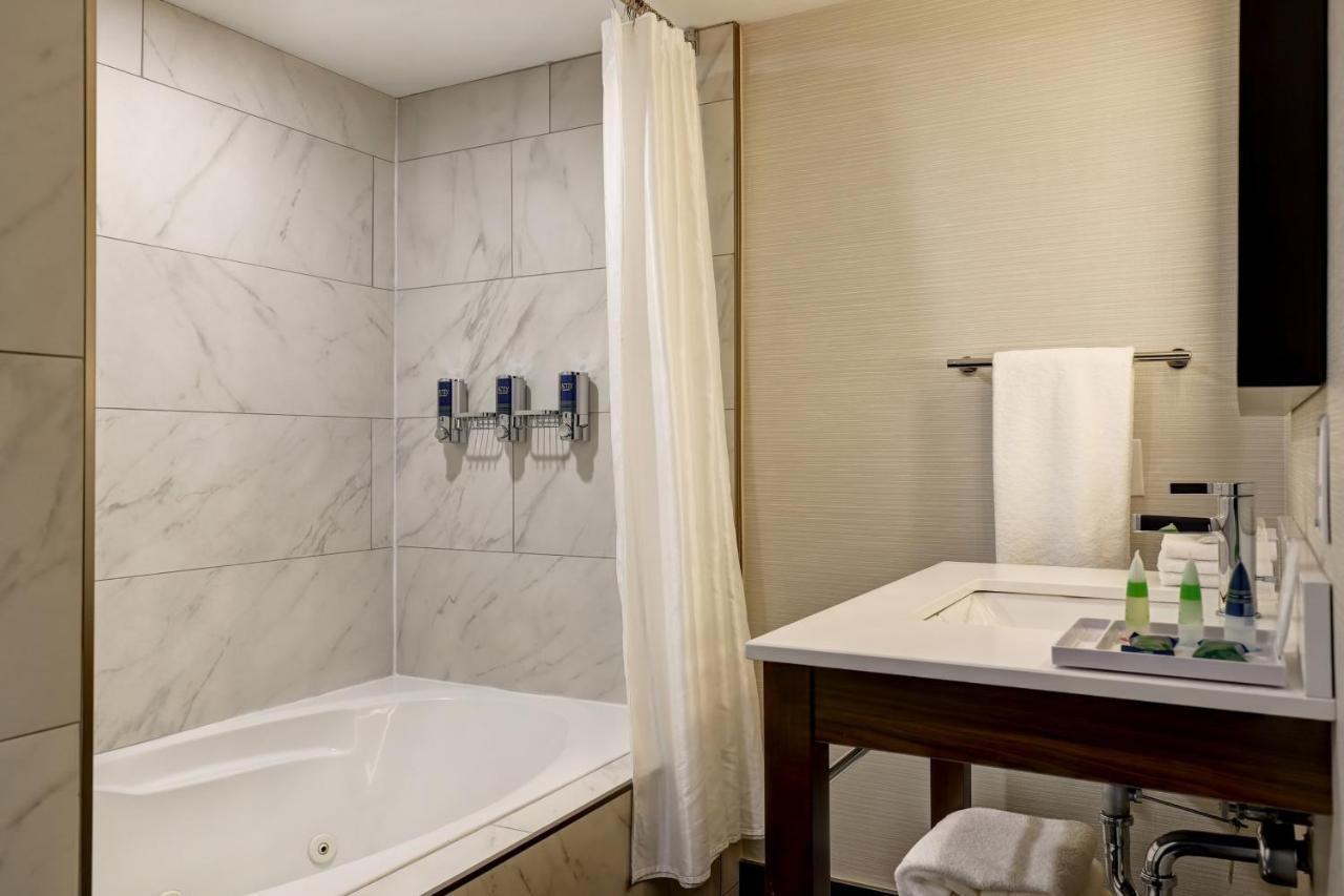 Four Points By Sheraton St. Catharines Niagara Suites Thorold Exterior foto